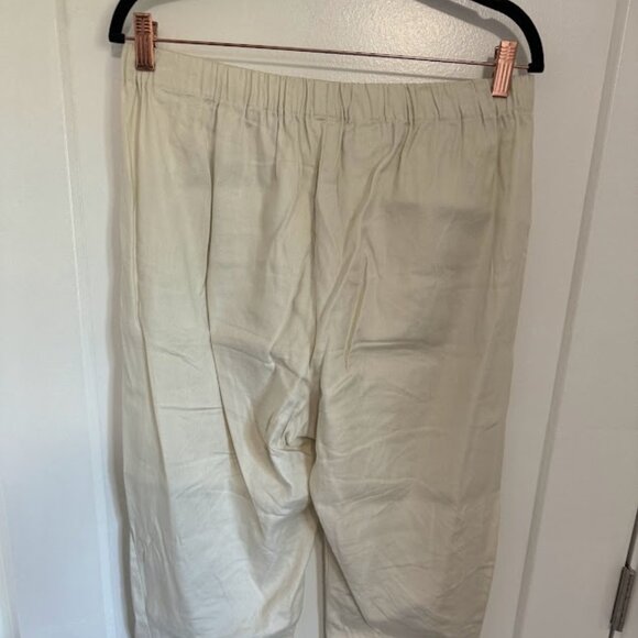 Babaton Jogger Style Pants - Picture 4 of 5